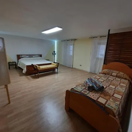 Cangia's Guest house